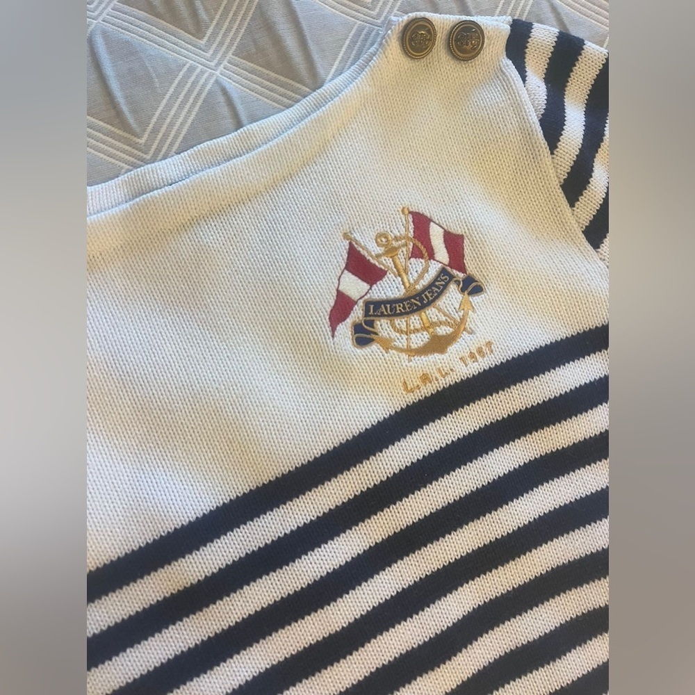 Lauren Ralph Lauren white and blue stripped Sweater with Embroidered Crest M - Picture 2 of 12
